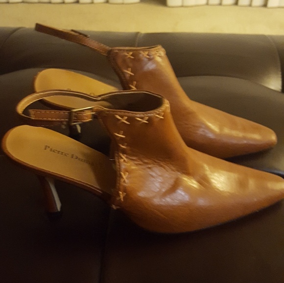 Pierre Dumas Sling Back Pointy Toe Shoes Size 8.5M - Picture 5 of 6